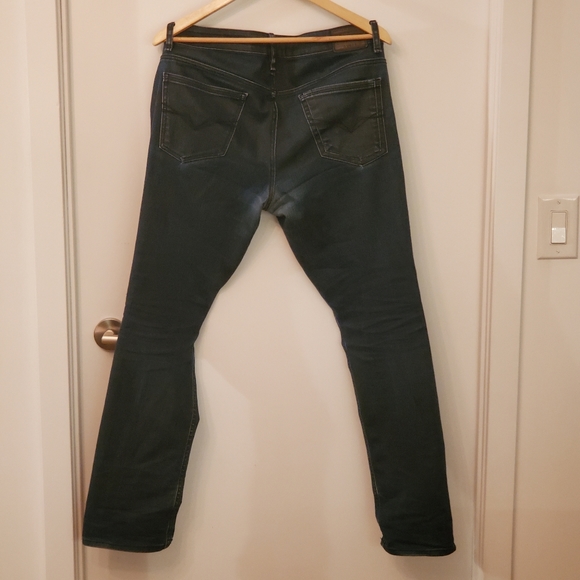 Guess Jeans - Picture 4 of 8